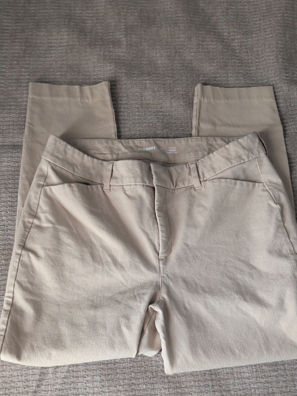Old Navy Light Beige Stretch Pixie Pants